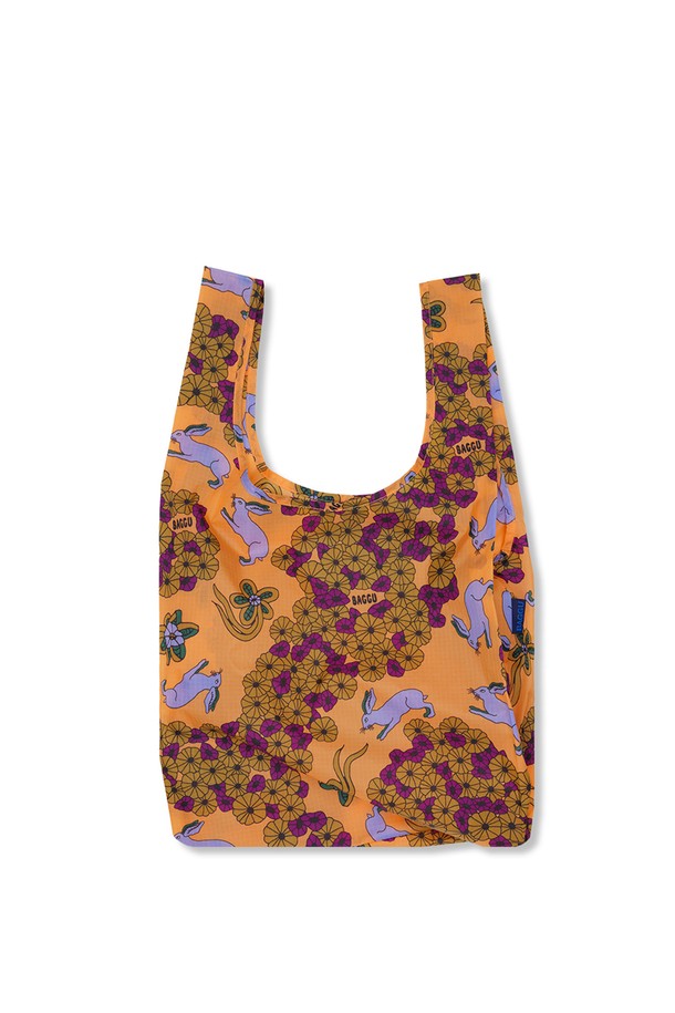 [바쿠백] 휴대용 장바구니 접이식 시장가방 Wild Rabbit은 여성 고객을 위한 미디엄 사이즈 장바구니입니다. 오렌지, 퍼플 두 가지 색상으로 제공되며, 나일론 소재에 플라워 프린트가 돋보이는 디자인입니다. 접이식, 휴대용 기능과 파우치 보관이 가능하며, 385 x 635 mm 크기로 쇼핑, 여행, 일상생활에서 편리하게 사용할 수 있습니다.
