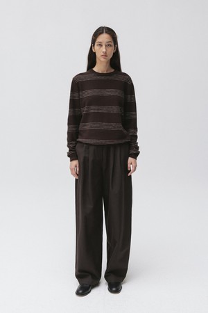 reverse stripe knit (brown)