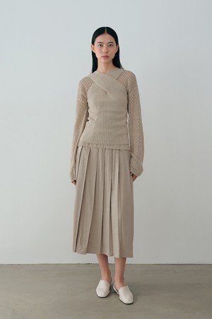 x wrap sleeveless (pale khaki)