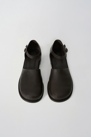 pebble mary jane (brown)