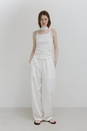 plain sleeveless (white)