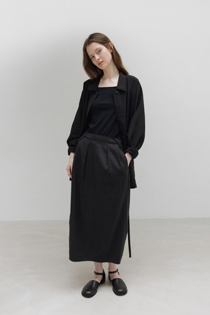sand barrel skirt (vintage black)