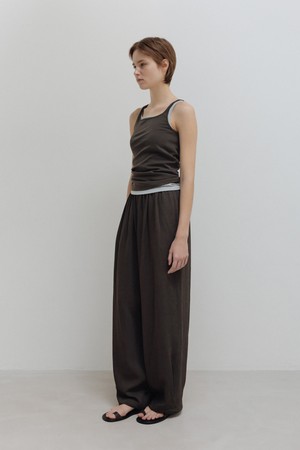 relaxed shirring pants (soil brown)