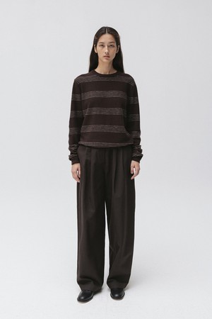 reverse stripe knit (brown)