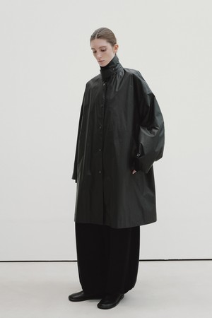 A-line wind coat (black)