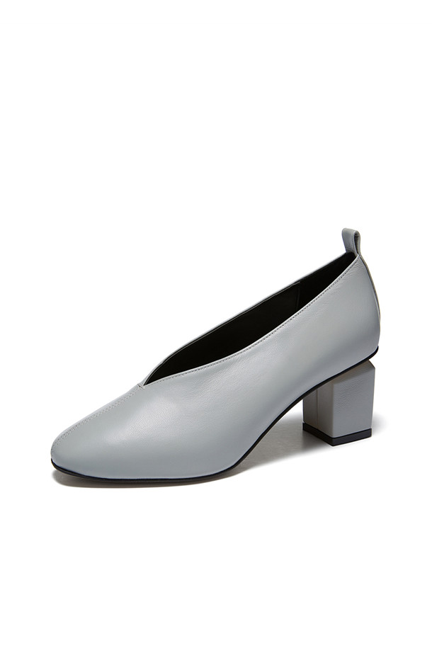  Stitch Block Pumps_MM022_CM