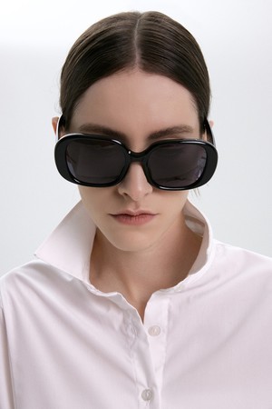 [UWE] 미싸 스퀘어 선글라스 MIÇA SQUARE SUNGLASS