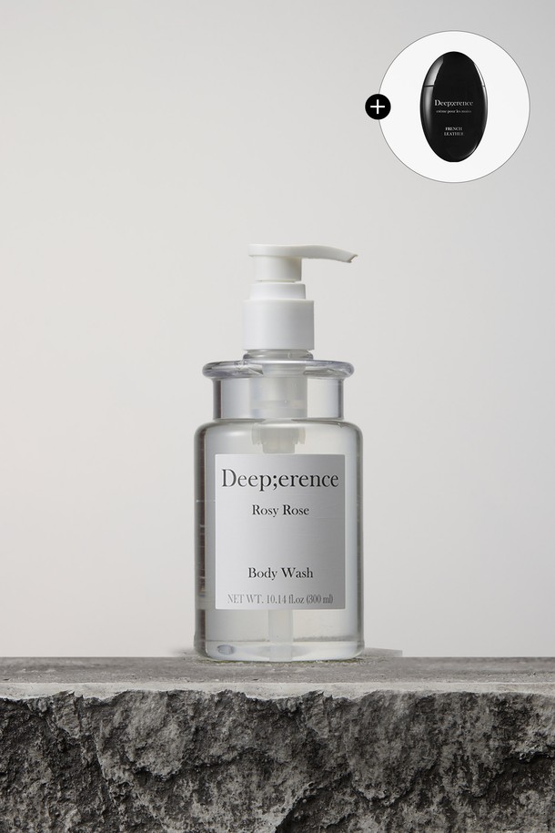 "퍼퓸 드 바디워시" 300ml [로지로즈]는 은은한 향수를 연상시키는 향긋한 로즈 향의 바디워시입니다. 세정 기능과 함께 향수처럼 지속되는 로즈 향으로 샤워 후에도 기분 좋은 향기를 남겨줍니다. 퍼퓸 타입으로, 섬세하고 풍부한 향을 경험할 수 있습니다. 300ml 용량의 본품과 함께, 랜덤으로 증정되는 퍼퓸 핸드크림으로 더욱 풍성하게 향기를 즐겨보세요. 샤워하는 동안 로즈 향으로 가득 채워, 특별한 경험을 선사합니다.
