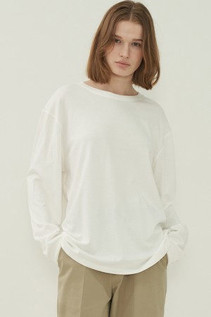 어스 롱 티셔츠 - White