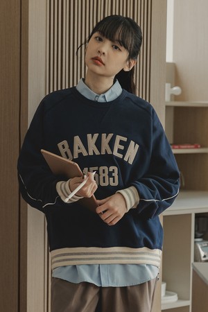 바켄 Bakken 1583 트랙 스웨트셔츠 BK5989_네이비