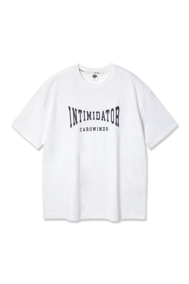 앨빈클로 INTIMIDATOR 오버핏 반팔티 AST4704는 남성용 반팔 티셔츠로, 캐주얼 및 스트릿 스타일을 연출하기에 좋습니다. 라운드넥 디자인에 드롭숄더 디테일이 돋보이며, 레이어드 스타일링이 용이하여 다양한 연출이 가능합니다. 화이트, 딥그레이, 와인, 블랙 4가지 컬러로 출시되었으며, 봄, 여름 시즌에 착용하기 좋습니다.
