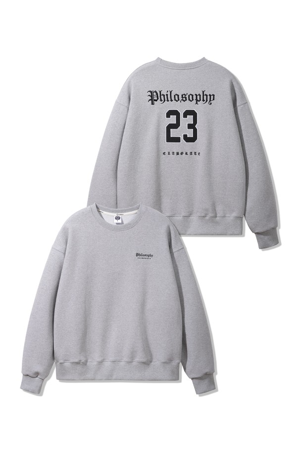 PHILOSOPHY (필로소피) 오버핏 스웨트 맨투맨 MAR281은 부드러운 촉감의 프렌치 테리 면 혼방 원단으로 제작되어 봄, 가을 시즌에 적합합니다. 편안한 오버핏 디자인에 블랙, 그레이, 화이트 멜란지 3가지 컬러로 출시되어 스트릿, 캐주얼, 미니멀 스타일을 연출하기 좋습니다. 고밀도 원단과 삼중, 더블 스티치 디테일, 텀블 및 텐터 가공으로 내구성을 높였으며, 신축성이 있어 활동성을 보장합니다. 일상생활은 물론 가을 나들이룩에도 활용하기 좋은 아이템입니다. 자수 패턴의 라운드넥 긴소매 맨투맨으로, 스타일리시함을 더했습니다.

