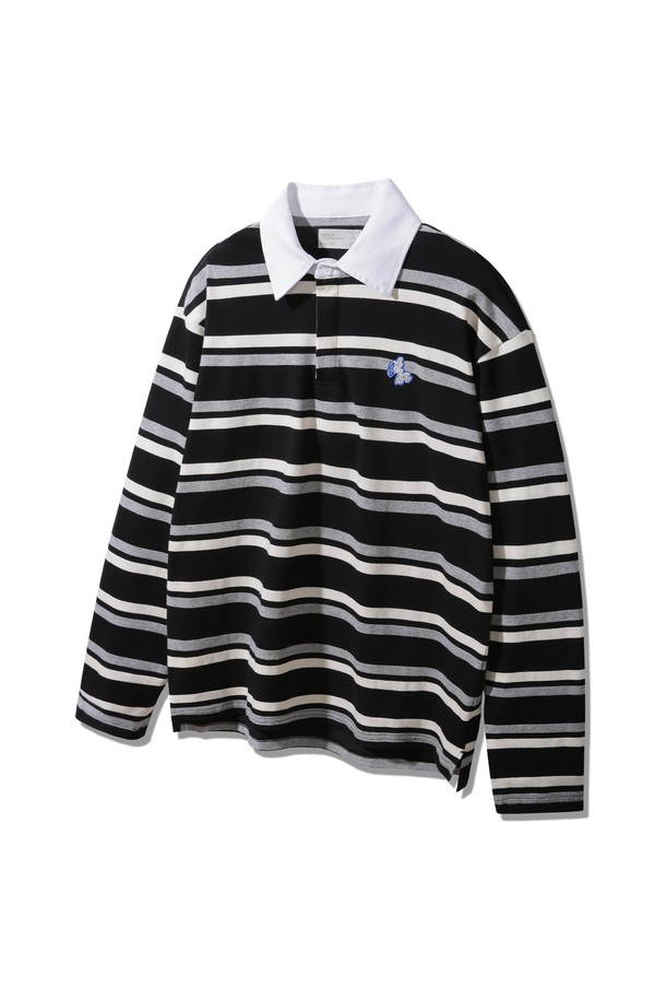 멀티 스트라이프 럭비 카라 롱 슬리브 BK7828_블랙은 남녀 모두 착용 가능한 티셔츠입니다. 럭비 카라 디자인과 긴 소매 기장으로 간절기에 활용하기 좋으며, 블랙, 크림, 네이비 세 가지 색상으로 출시되었습니다. 면 소재로 제작되어 부드러운 촉감을 자랑하며, 레귤러 핏으로 편안하게 착용할 수 있습니다. 카라 뒷면 스트라이프 패턴, 미니멀 로고 자수 패치, 사이드 슬릿 디테일이 돋보입니다. 텀블/텐터 가공을 통해 변형과 수축을 최소화하여 오랫동안 변함없이 즐겨 입을 수 있습니다. 데이트룩, 카페룩 등 다양한 TPO에 캐주얼, 프레피, 미니멀 스타일로 연출해보세요.
