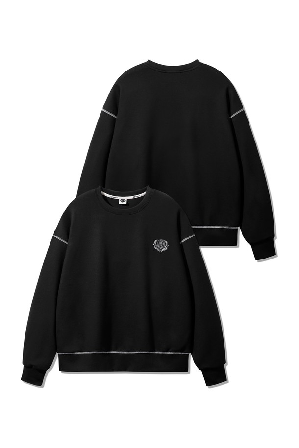 셀라 더블 사이드 브러쉬 오버핏 맨투맨 MAR342 (4 COLOR)는 부드러운 촉감의 면 소재로 제작되어 편안한 착용감을 선사합니다. 베이직하고 캐주얼한 스타일로, 겨울철 데일리룩, 집콕룩, 산책룩 등 다양한 TPO에 활용하기 좋습니다. 오버핏 디자인과 라운드넥, 긴소매, 무지 패턴으로 미니멀하고 클래식한 무드를 연출합니다. 안감 없이 두꺼운 두께감으로 따뜻하며, 더블 사이드 브러쉬 디테일이 돋보입니다. 블랙 색상으로 어떤 옷에도 잘 어울려 활용도가 높습니다.
