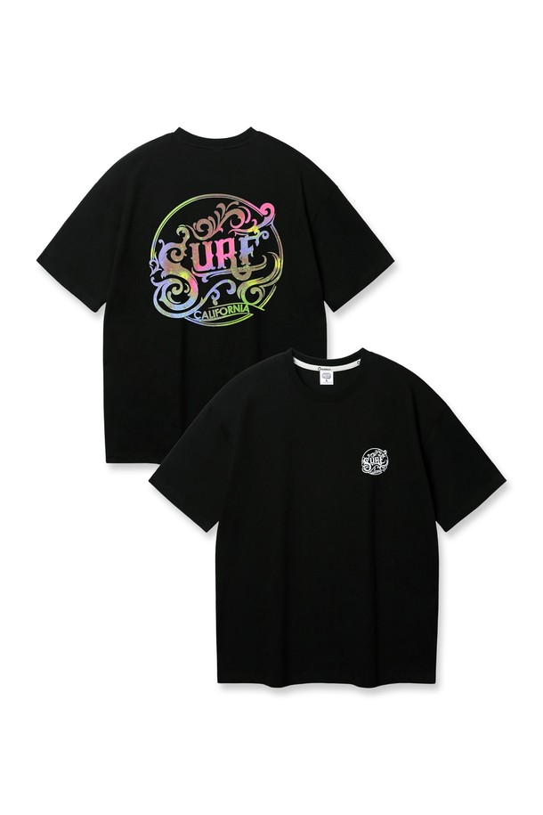 SURF 오버핏 반팔티 AST4743은 20수 코마사 코튼을 사용하여 부드러운 촉감을 자랑하며, 텀블 워싱과 테터 가공으로 내구성을 높였습니다. 키치한 아트워크 디자인이 돋보이는 이 반팔 티셔츠는 드롭숄더 디자인의 오버핏으로 캐주얼하고 스트릿한 무드를 연출하며, 화이트와 블랙 2가지 컬러로 제공됩니다. 봄, 여름 시즌에 일상복으로 편안하게 착용하기 좋은 라운드넥 반소매 티셔츠입니다.
