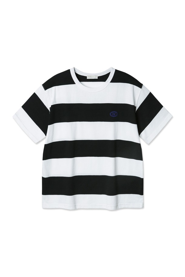 베이직하고 캐주얼한 무드의 스트라이프 자수 로고 반팔 티셔츠입니다. 20수 코마사 면 소재로 제작되어 부드러운 촉감과 뛰어난 흡습, 통기성을 자랑하며, 여름철에도 쾌적하게 착용 가능합니다. 라운드넥에 넥라인 바인딩 처리, 암홀 삼중 스티치, 자수 디테일, 미니멀 우븐 라벨로 완성도를 높였습니다.
