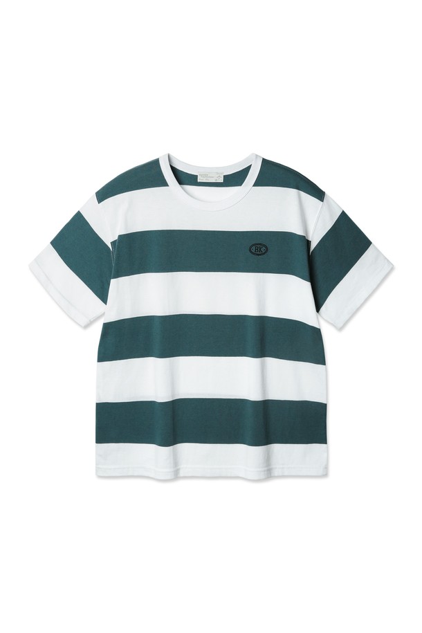 베이직한 디자인의 스트라이프 패턴과 자수 로고가 돋보이는 BK4214 반팔 티셔츠입니다. 부드러운 면 소재로 제작되어 얇고 통기성이 뛰어나 여름철에도 시원하게 착용 가능하며, 넥라인 바인딩 처리와 암홀 삼봉 스티치로 내구성을 높였습니다. 레귤러핏과 컴팩트핏 두 가지로 출시되어 남녀 모두 편안하게 즐길 수 있으며, 딥그린, 블랙, 핑크 등 다채로운 컬러 옵션을 제공합니다.
