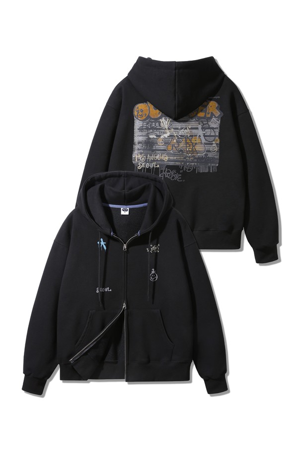 OUTSIDER 투웨이 후드 집업 AZH297는 남녀 모두 착용 가능한 스트릿 스타일의 후드 집업입니다. 부드러운 촉감의 프렌치 테리 원단을 사용하여 편안하며, 2-way 집업 스타일과 이중 스티치 디테일로 포인트를 더했습니다. 그레이, 블랙 두 가지 색상으로 제공되며, 넉넉한 오버핏과 루즈핏으로 일상, 가을 나들이룩, 집콕룩 등 다양한 TPO에 캐주얼하고 미니멀하게 연출하기 좋습니다.
