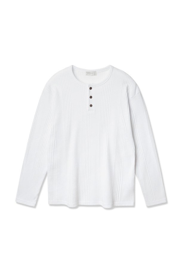 부드러운 촉감의 면과 폴리에스테르 혼방 소재로 제작된 골지 헨리넥 긴팔 티셔츠입니다. 미니멀하고 베이직한 스타일로 루즈핏 또는 레귤러핏으로 연출 가능하며, 3버튼 디자인과 신축성 있는 골지 패턴이 특징입니다. 화이트, 스카이블루, 그레이, 블랙, 오트밀 5가지 컬러로 출시되어 사계절 내내 활용 가능하며, 남녀 모두 착용할 수 있습니다.
