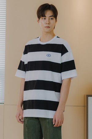 스트라이프 자수 로고 반팔 티셔츠 BK4214