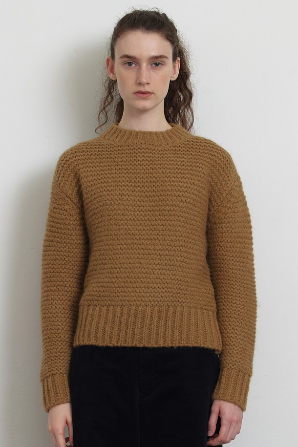 KNITLY - 스웨터 - [22F/W] [Woman] Heavy Crochet Sweater (Caramel)