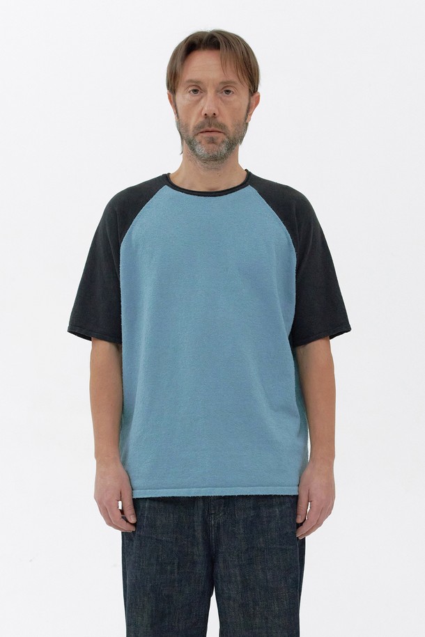 KNITLY - 스웨터 - [24S/S] [Men] Tail Raglan Knit T-Shirt (Turkish Blue/Charcoal)