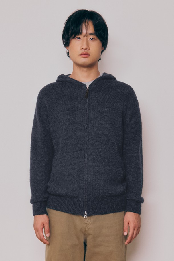 KNITLY - 가디건 - [24F/W] [Men] Baby Alpaca Hooded Zip-Up Pocket Cardigan (Charcoal)