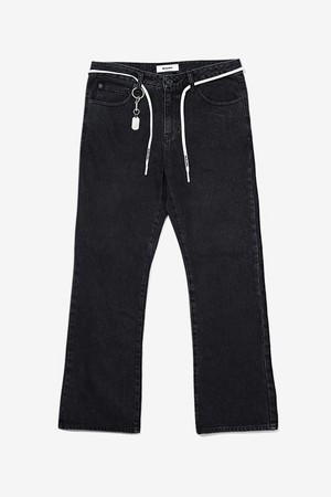 [BEBUMS] Heritage Relaxed Fit Tapered Jean (Black)