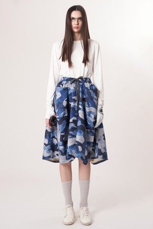 AW52PT35 카모 플레어 팬츠_블루