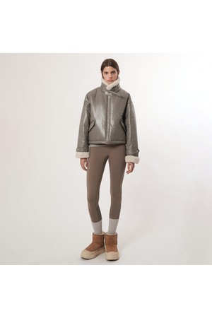 AW52JP01_퍼 패치 패딩점퍼_다크베이지