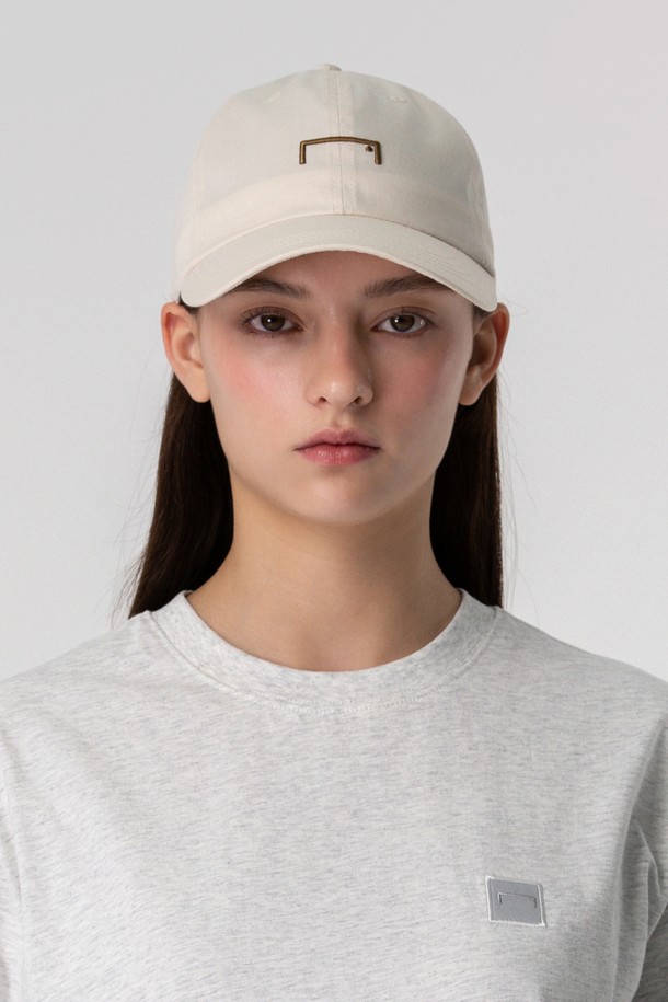 GOALSTUDIO - 모자 - SIGNATURE LOGO BALL CAP - LIGHT BEIGE