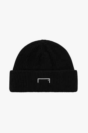 ESSENTIAL BEANIE-BLACK