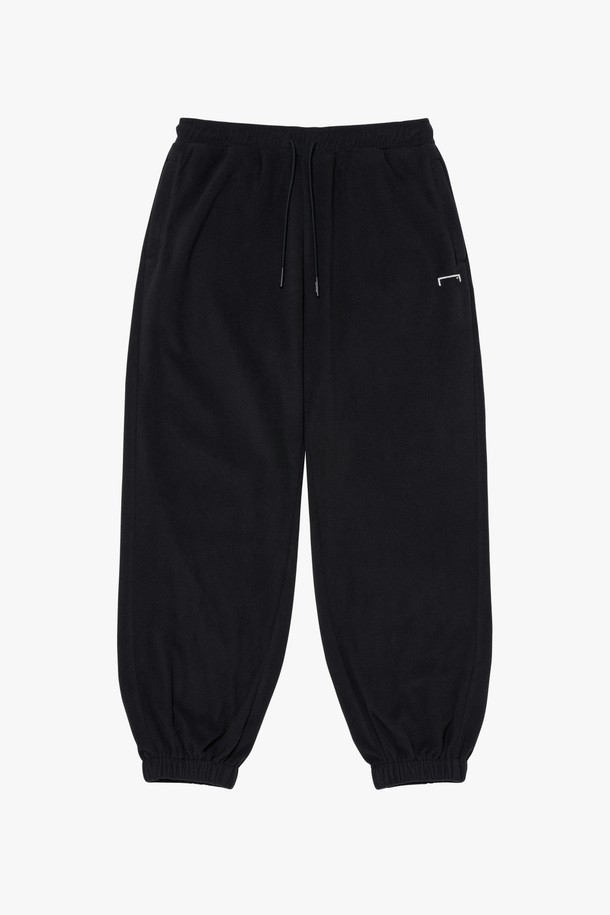 GOALSTUDIO - 캐주얼팬츠 - ESSENTIAL EMBROIDERY FLEECE JOGGER-BLACK