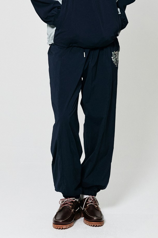 GOALSTUDIO - 캐주얼팬츠 - EMBLEM BRUSH LINED JOGGER-NAVY