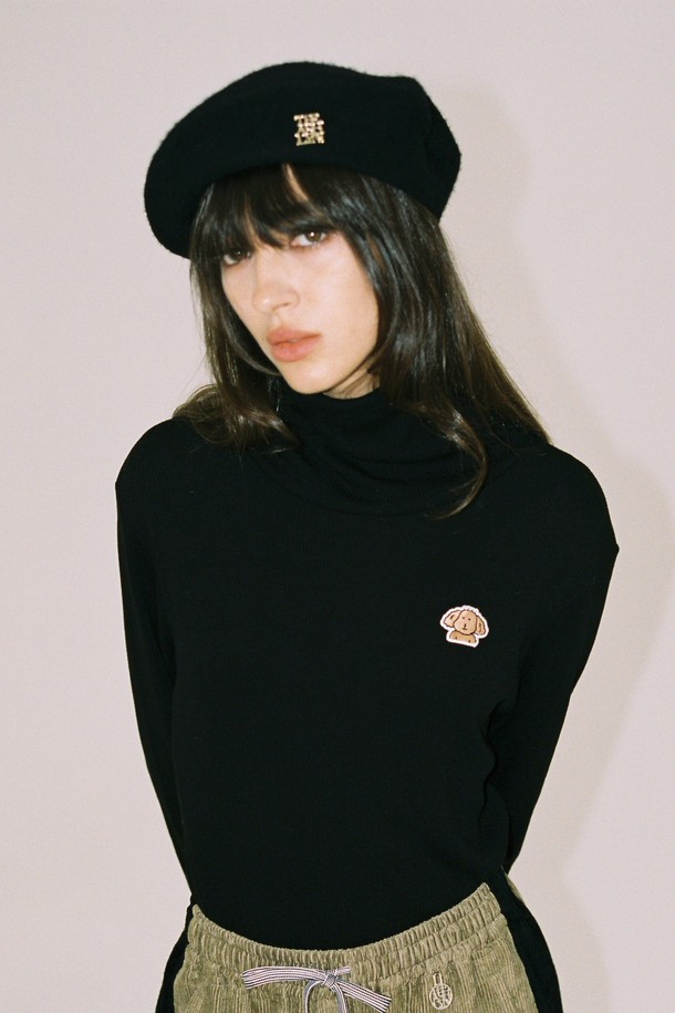 THE ASHLYNN - 터틀넥 - PAM PATCH SOFT TURTLENECK TOP_BLACK