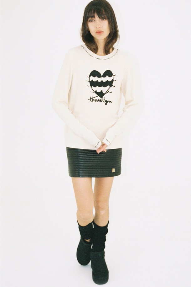 THE ASHLYNN - 긴소매 티셔츠 - VINNY HEART WAVE LONG SLEEVE TOP_CREAM