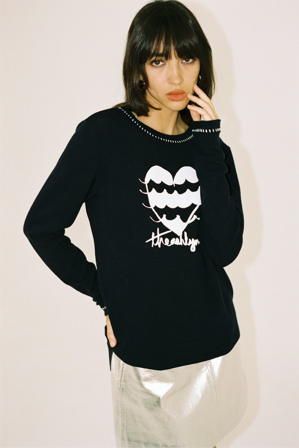 THE ASHLYNN - 긴소매 티셔츠 - VINNY HEART WAVE LONG SLEEVE TOP_NAVY