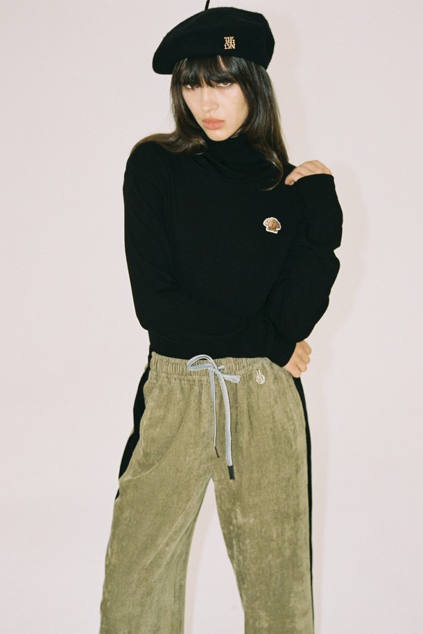 THE ASHLYNN - 롱/미디팬츠 - JOHNNY CORDUROY PANTS_KHAKI