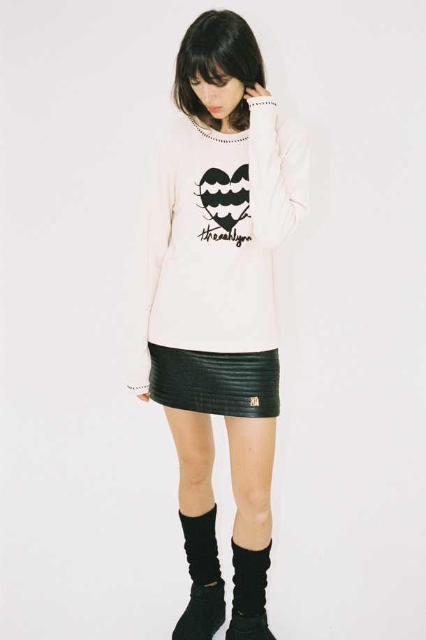 THE ASHLYNN - 긴소매 티셔츠 - VINNY HEART WAVE LONG SLEEVE TOP_CREAM