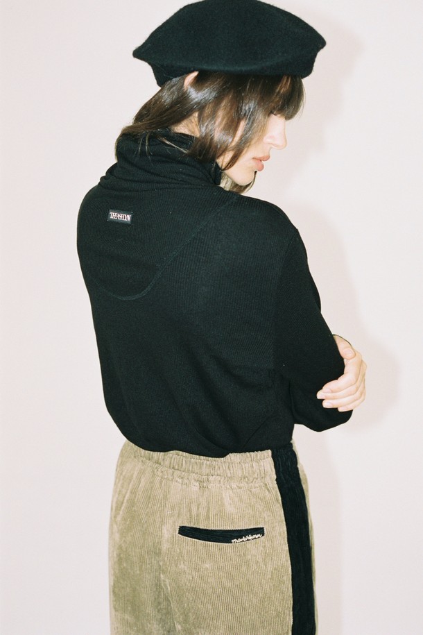 THE ASHLYNN - 롱/미디팬츠 - JOHNNY CORDUROY PANTS_KHAKI