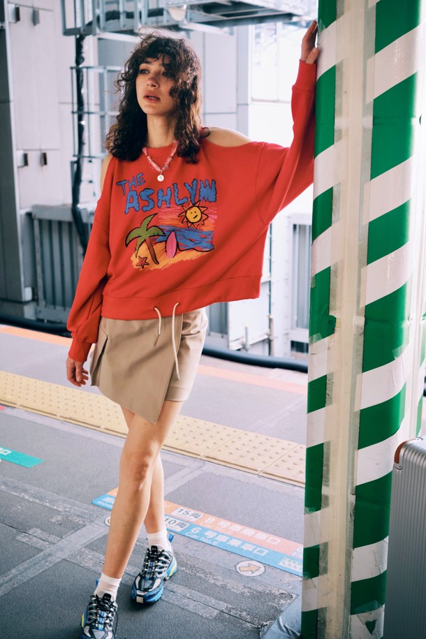 THE ASHLYNN - 긴소매 티셔츠 - PARADISE COLD SHOULDER SWEATSHIRT_RED