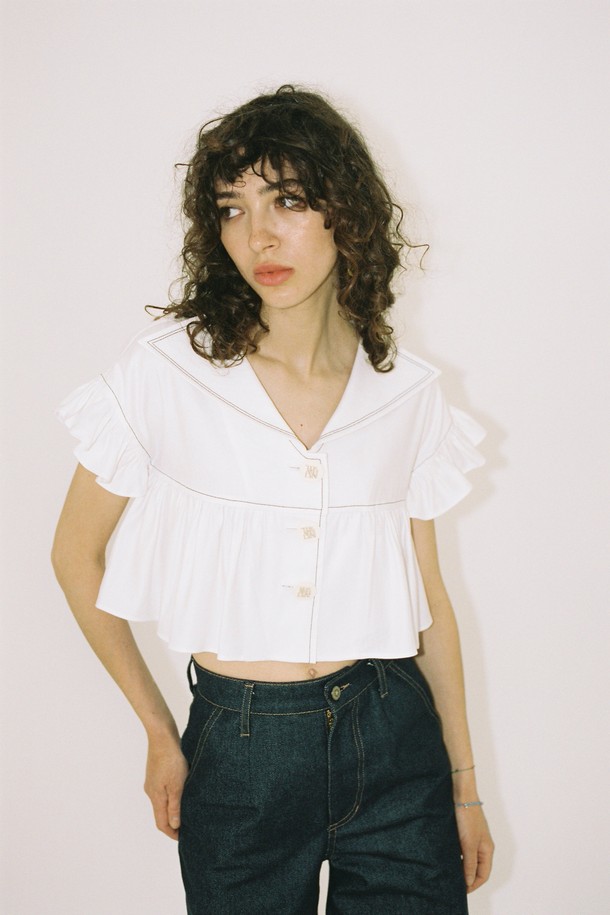 THE ASHLYNN - 블라우스 - PETITE STITCH CROP BLOUSE_WHITE