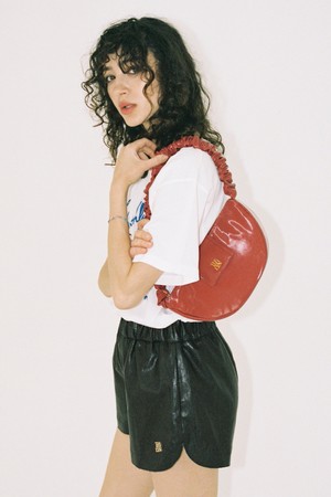 RIRI RUCHED SHOULDER BAG_RED