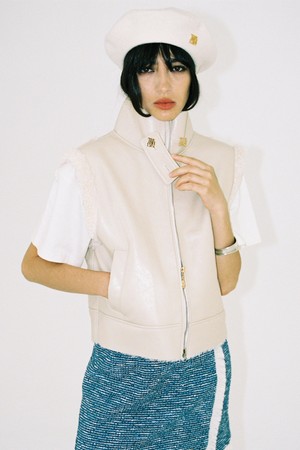 RORA CROP SHEARLING VEST_CREAM