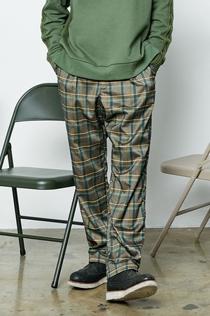 ONE-TUCK TROUSERS_yellow check