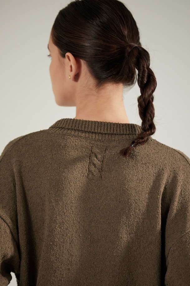 Quafe - 가디건 - BOUCKLE SHORT CARDIGAN_Brown