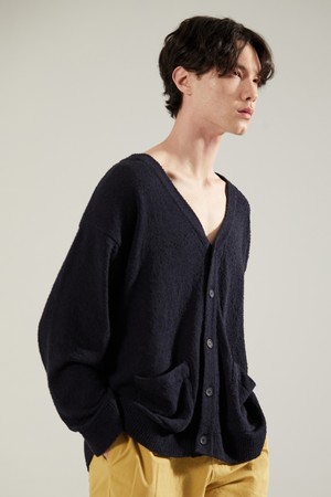 BOUCKLE LONG SLEEVE CARDIGAN_Navy