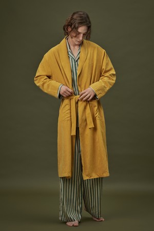 CLASSIC SUEDE LONG ROBE_mustard (men)