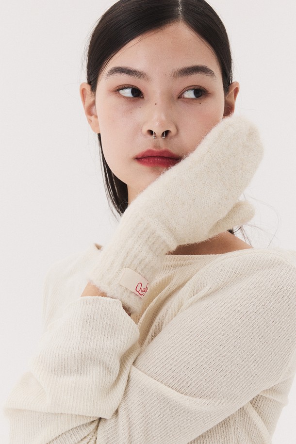 Quafe - 장갑 - LABEL KNITTED MITTENS_ivory