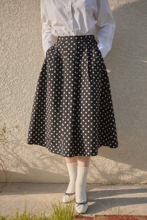 [23FW] P3157 Marseille dot flared skirt